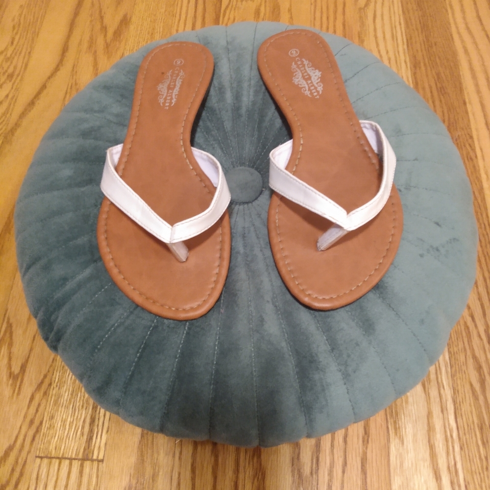 White Charles Albert flip flop sandals size 9